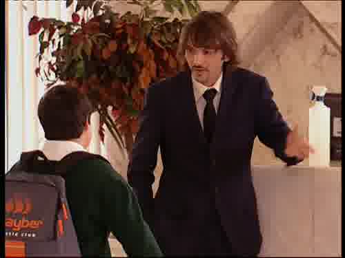 -Y mi madre, Lucía y la Yerbas
se pelean por el tercero B.