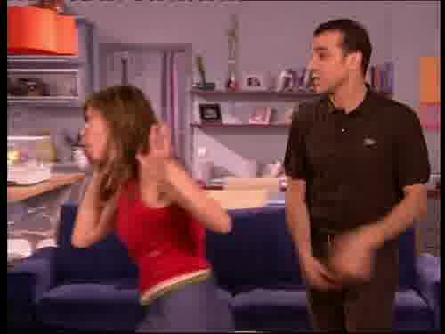 -Déjame hablar con mi suegra.
-¡Luego te llamo, que se corta!