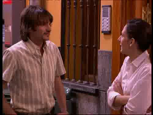 Ya ves. ¿Y tú qué tal, cómo te va?
-¿A mí? Bien, yo estoy muy bien.