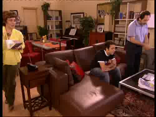 -Es que no hay señal.
-¿Por qué no llamas al instalador?