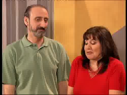 -¿Qué pasa? Estoy entrenando.
-Cuidado que viene.