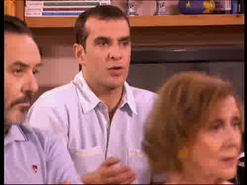 -Nosotras no tenemos,
¿te parece poco?