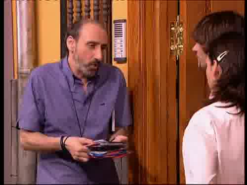 pero no se me han ocurrido otras.
-Hola.