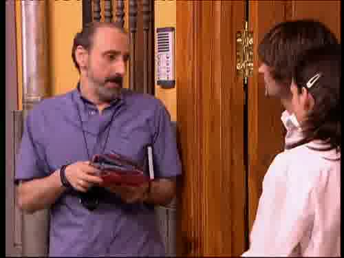-¿Éstos que hacen de la manita?
-El amor.