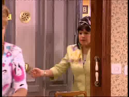 ...a la pija si no,
no nos invitará a la boda.