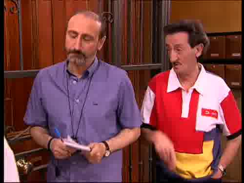 -Si vale todo, vale todo.
-Vale.