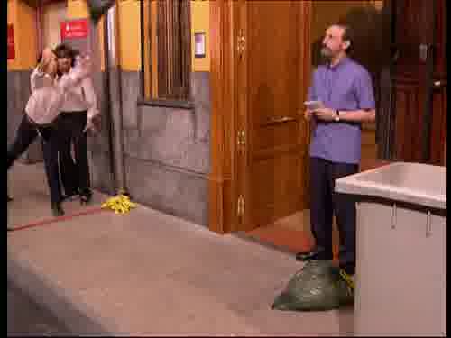 -¡Toma!
-Decidido. Para Belén la portería.