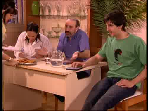 Está muy bien.
-¿Cómo vamos a pagar por ver...