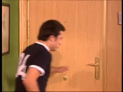 -¿Qué pasa, Roberto?
-¿Qué pasa?